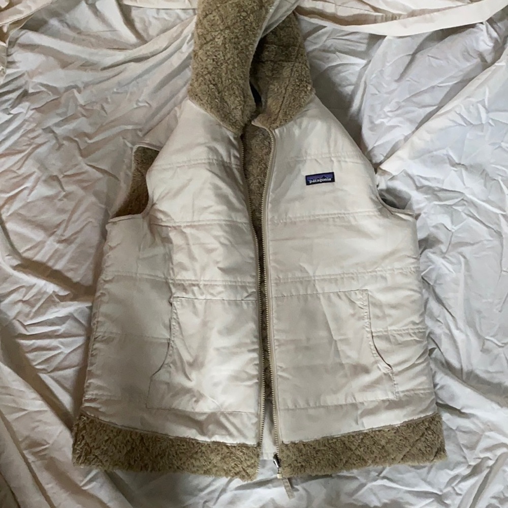 Patagonia reversible vest